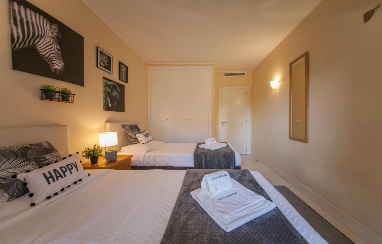 B02 - Fantastic Apartment With Pool Portimão Eksteriør billede
